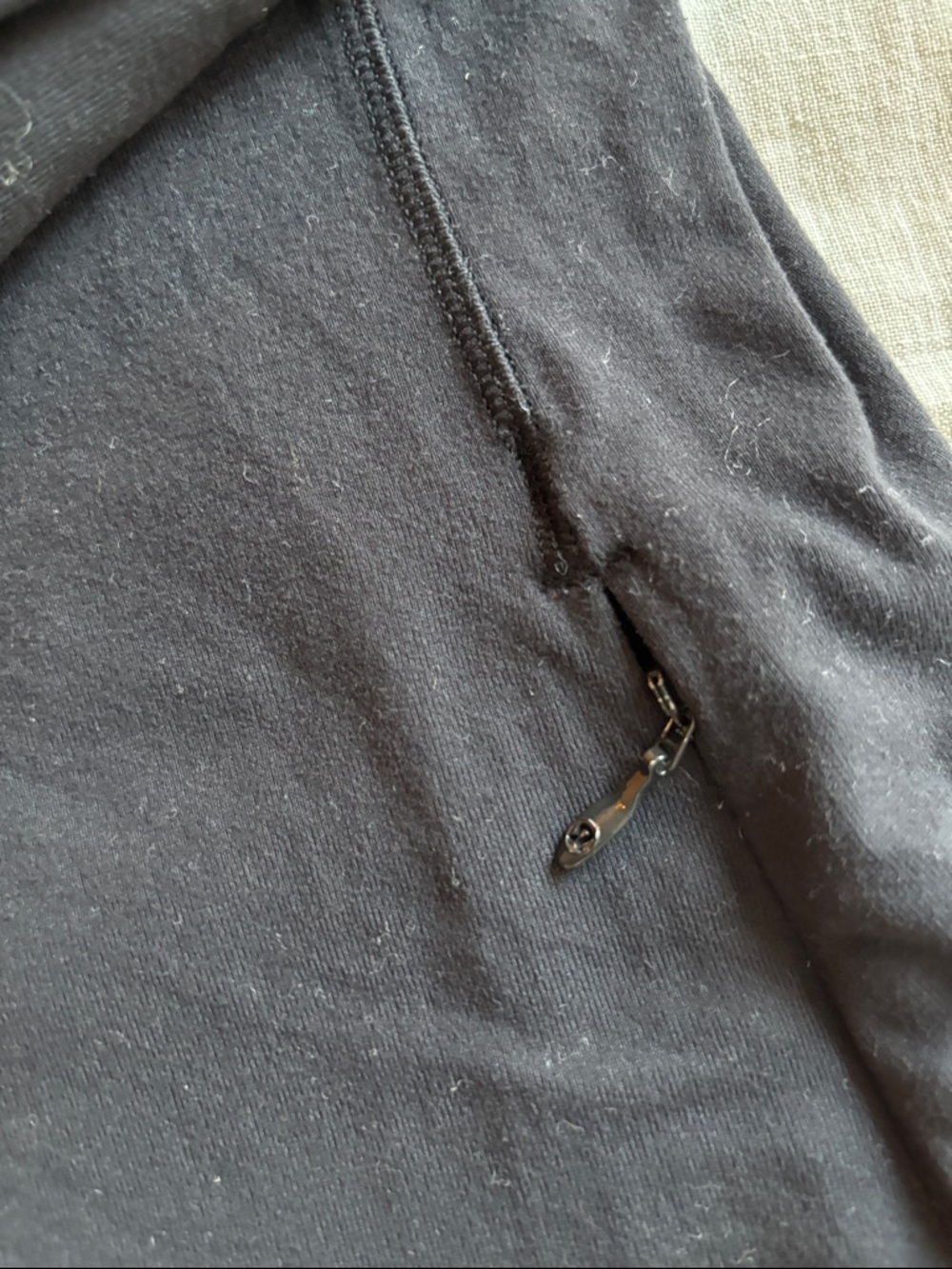 Lululemon Athletica Black Lightweight Hooded Long Sleeve Top - Picture 7 of 10
